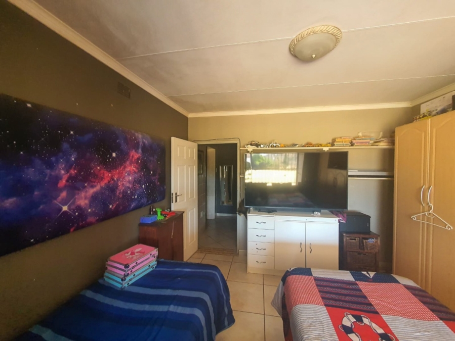 4 Bedroom Property for Sale in Haaskraal A H North West